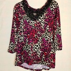 Attractive women's top with bead embellishments